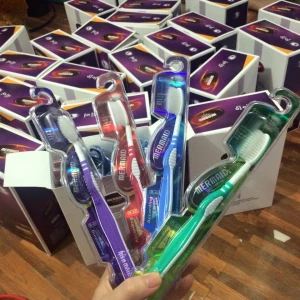 Bàn chải đánh răng Mermaid M65 Nano Silver (Hàn Quốc)