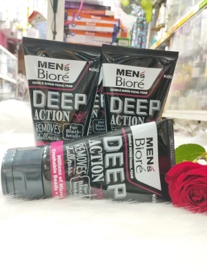 SỮA RỬA MẶT SẠCH NHỜN VÀ MỤN ĐẦU ĐEN MEN BIORE DEEP ACTION 100G