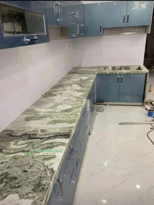 Mẫu Bàn Bếp Đá Xuyên Sáng Hymalaya Onyx