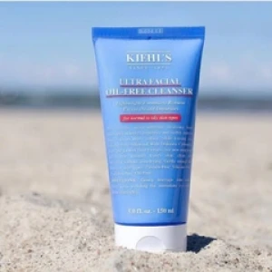 Sữa rửa mặt kiềm dầu Kiehl's Ultra Facial Oil-Free Cleanser