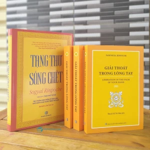 Giải Thoát Trong Lòng Tay Tạng Thư Sống Chết
