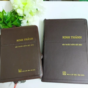 Sách Kinh Thánh bản dịch hiệu đính khổ lớn