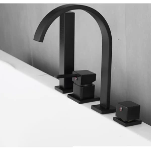 Sen xả bồn Kamanda 3017-8 màu đen