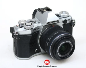 Máy Ảnh Olympus OM-D E-M5 Mark II len Zuiko 14-42mm