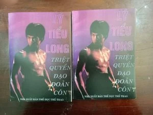 Lý Tiểu Long Triệt Quyền Đạo Đoản Côn