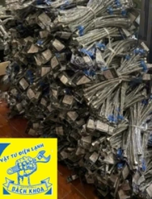 Cửa hàng bán buôn dây cấp nước bình nước nóng