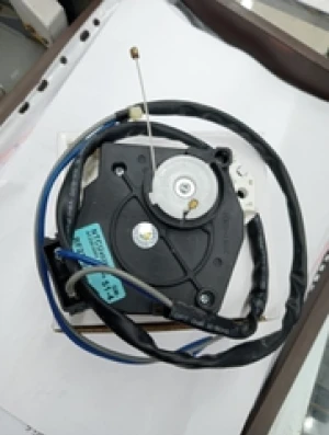 XẢ TOSHIBA ĐEN TRẮNG DẸT KÉ CAP 220V