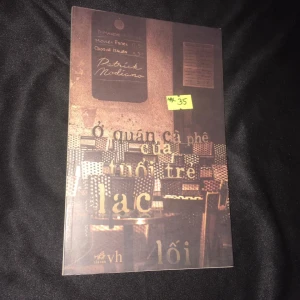 Ở quán cafe của tuổi trẻ lạc lối - Patrick Modiano - Sách Cũ ABC