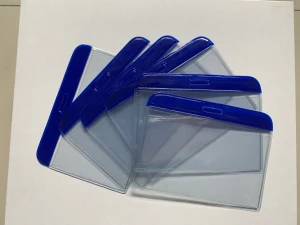 Bảng tên ngang nhựa cứng viền xanh 7 10 cm