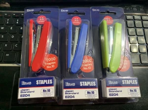 Máy bấm kim số 10 Eras E203 tặng 2 hộp kim bấm