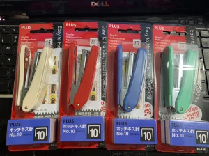 Máy bấm kim số 10 PLUS ( tặng kèm kim bấm )