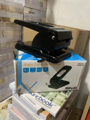 Máy đục 2 lỗ KW-TriO (09670) 70 tờ Sản phẩm chính hãng