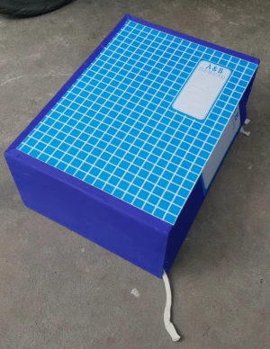 Bìa hộp giấy 10F caro xanh, gáy xanh