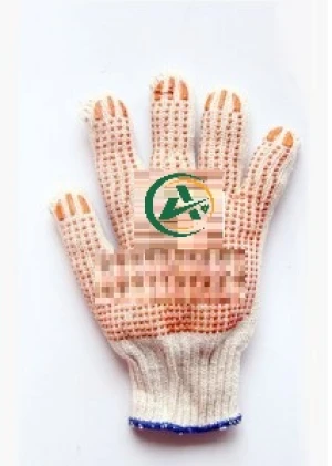 Găng tay phủ hạt cao su