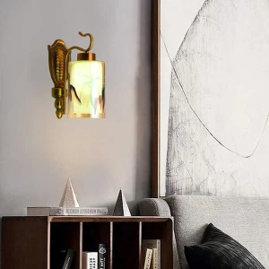 Đèn tường kiểu cổ điển chao thủy tinh có hoa văn sang trọng HP-VK4663