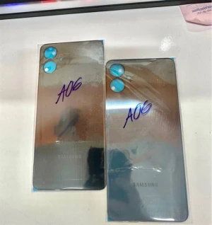 Lưng Samsung A06 Đen Zin