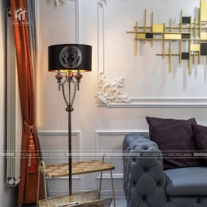 Đèn cây đứng hiện đại Versace Đen HTC-82