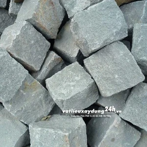 Đá cubic xanh 10x10x8 cm