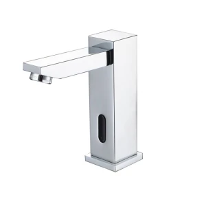 Vòi nước cảm ứng SM-1102