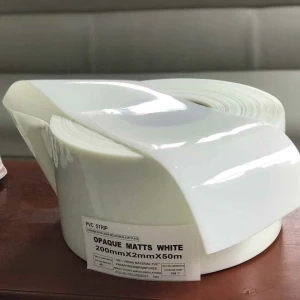 Rèm ngăn lạnh PVC màu trắng đục - BLINDS