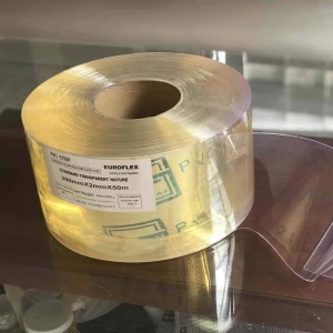 Rèm ngăn lạnh PVC màu vàng trong - BLINDS