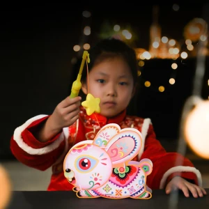 Đèn lồng trung thu phát nhạc siêu đẹp