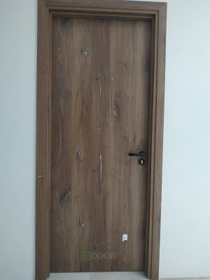 Cửa Laminate Wood Finger Joint LK4610A chịu nước chịu lực BGDOOR