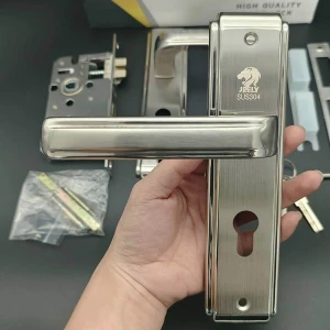 Khóa tay gạt Jeely 304A-200