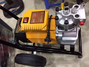 Máy phun sơn GUCHEN 1990