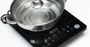 Bếp điện từ Bennix BN-666iH Kèm nồi lẩu