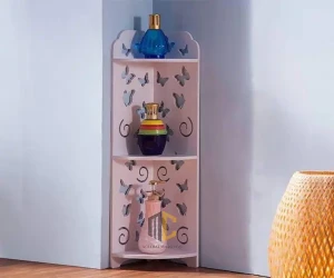 Kệ góc tường phòng khách cánh bướm