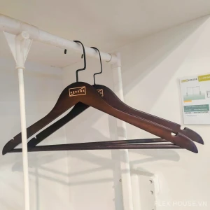 Móc treo quần áo bằng gỗ sang trọng YB456