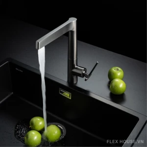 Vòi rửa chén nóng lạnh Malloca sang trọng K295BS