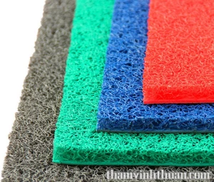 Thảm nhựa rối SUREM