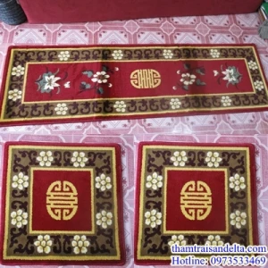 Thảm trải ghế gỗ chữ thọ đỏ