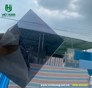 Tấm Polycarbonate Đặc Ruột Màu Xám Khói