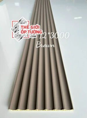 Lam sóng ốp tường bán nguyệt 200x12x3000 màu nâu