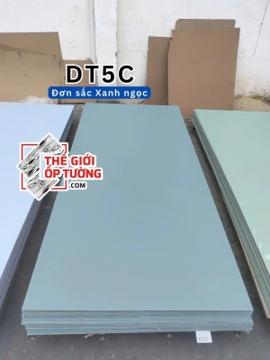 Tấm ốp tường đa năng sợi than tre đơn sắc xanh ngọc