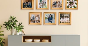 Khung Ảnh Treo Tường Viền Nâu Sọc Đen Hiện Đại - Lưu Giữ Khoảnh Khắc Kỷ Yếu 02 (Có In Theo Yêu Cầu)