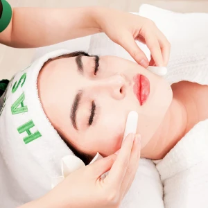 Chăm Sóc Da Mặt Hasaki Đá Lạnh