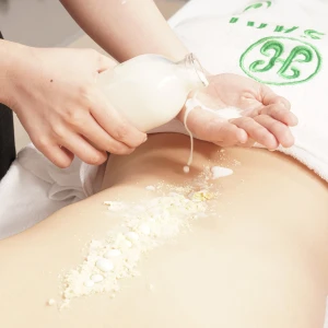 Ủ Dưỡng Toàn Thân Với Sữa Dê