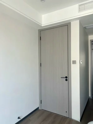 Cửa gỗ công nghiệp Carbon phủ Melamine