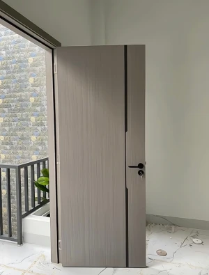 Cửa Gỗ Công Nghiệp Đẹp Tại TP.HCM