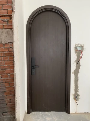 Cửa nhựa vòm composite