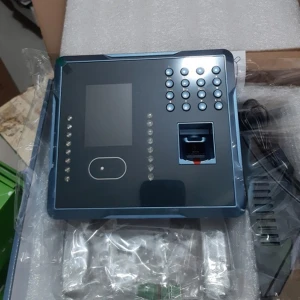 Máy chấm công khuôn mặt và vân tay RONALD JACK MB300