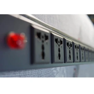 Ổ điện 24 port có CB chuẩn 19 inch TCN-P24