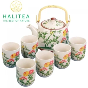 Bộ Ấm Trà Sứ Quai Xách Có Lưới Lọc Họa Tiết Tre Trúc 900ml