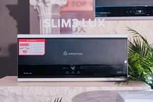 Bình nóng lạnh Ariston SL3 30 LUX 2.5 FE 30 lít. Có ion bạc diệt khuẩn làm sạch nước . Công lắp 200.000