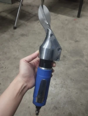 Kéo cắt tôn cầm tay - Kéo cắt hơi