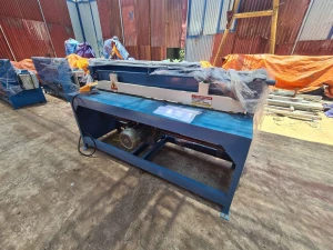 Máy cắt tôn điện mới